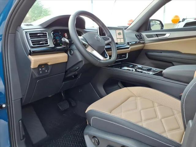 2026 Volkswagen Atlas Cross Sport SE with Technology