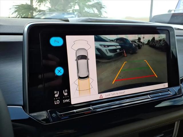 2026 Volkswagen Atlas Cross Sport SE with Technology