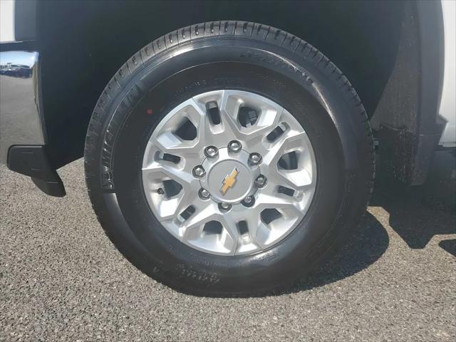 2026 Chevrolet Silverado 3500HD Regular Cab, Long Bed, WT Dual Rear Wheel, 4WD