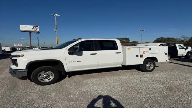 2025 Chevrolet Silverado 2500HD 4WD Crew Cab Long Bed Work Truck