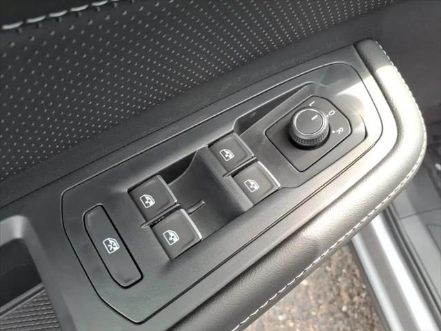 2026 Volkswagen Atlas Cross Sport SE