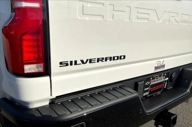 2026 Chevrolet Silverado 2500HD Crew Cab, Standard Bed, LT, 4WD
