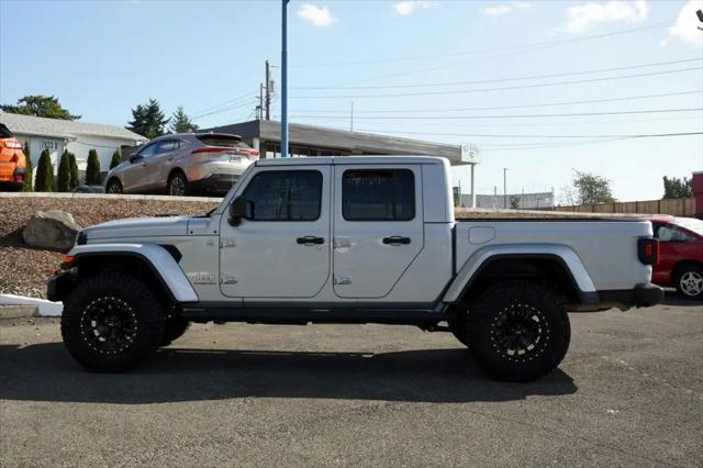 2023 Jeep Gladiator Overland