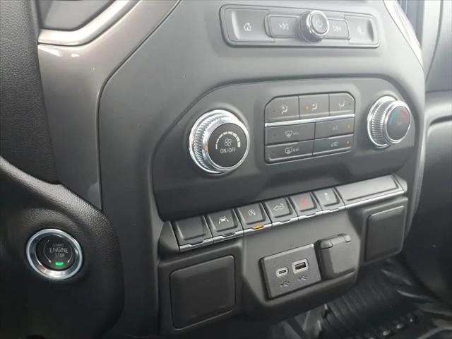 2026 GMC Sierra 1500 Crew Cab, Short Bed, Pro, 4WD