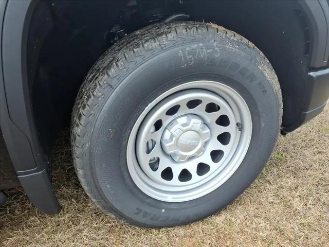 2026 GMC Sierra 1500 Crew Cab, Short Bed, Pro, 4WD