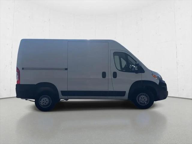 2025 Ram ProMaster 2500 Cargo Van Tradesman High Roof 136" WB w/Pass Seat