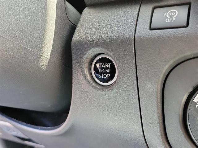 2025 Nissan Frontier Crew Cab PRO-4X 4x4