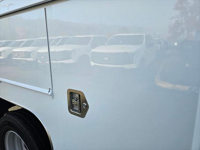 2025 Ford F-550 XL