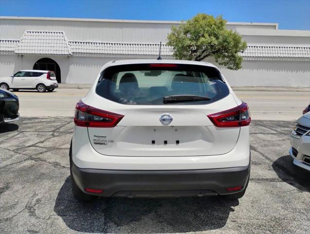 2022 Nissan Rogue Sport S FWD Xtronic CVT