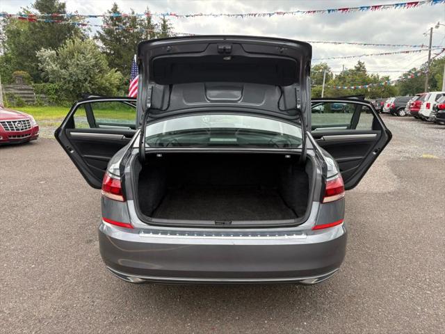 2021 Volkswagen Passat 2.0T SE