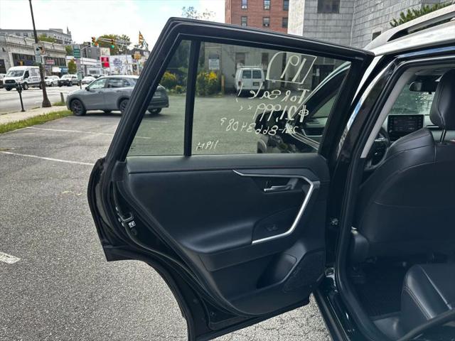 2019 Toyota RAV4 Adventure