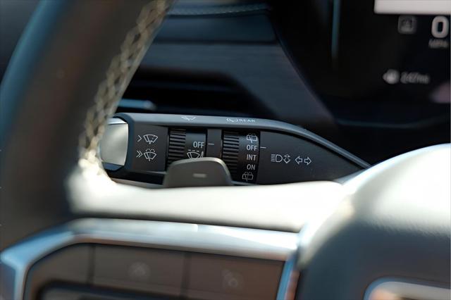 2026 GMC Acadia FWD Denali