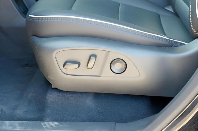 2026 GMC Acadia FWD Denali