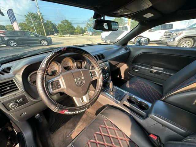 2012 Dodge Challenger SXT Plus