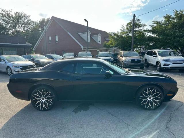 2012 Dodge Challenger SXT Plus