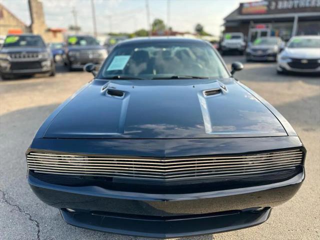 2012 Dodge Challenger SXT Plus