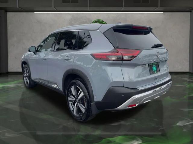 2022 Nissan Rogue Platinum FWD