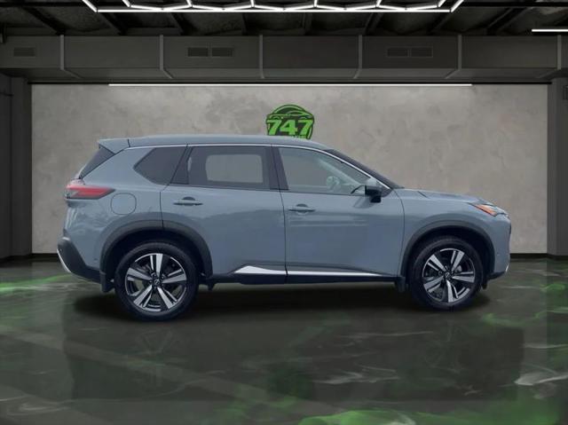 2022 Nissan Rogue Platinum FWD