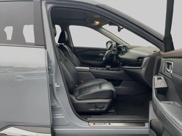 2022 Nissan Rogue Platinum FWD