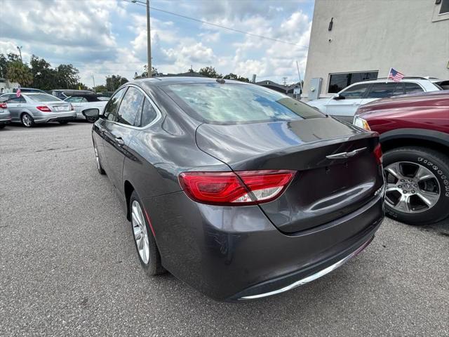 2015 Chrysler 200 Limited