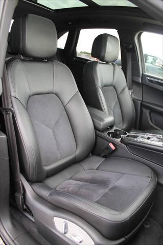 2017 Porsche Macan Base AWD 4dr SUV
