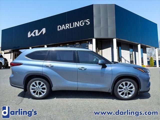 2022 Toyota Highlander Limited