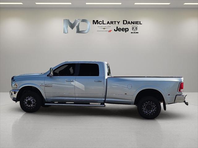 2017 RAM 3500 Laramie Crew Cab 4x4 8 Box