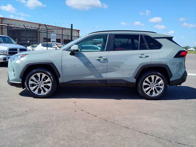 2021 Toyota RAV4 XLE Premium 2021 Toyota RAV4 XLE Premium