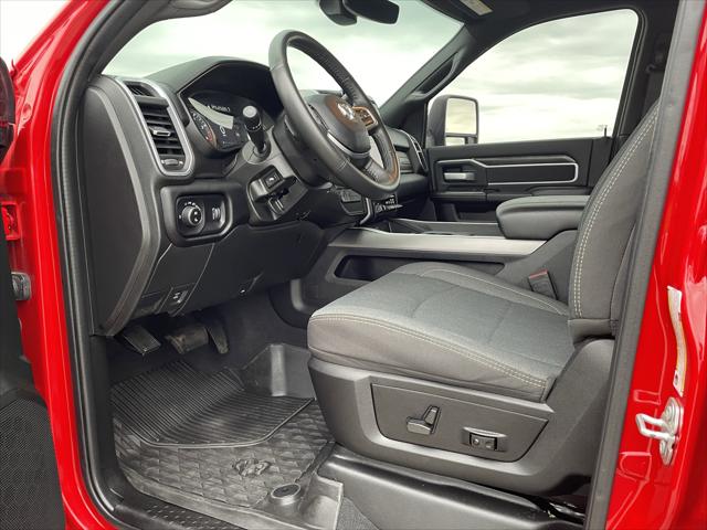 2024 RAM 2500 Big Horn Crew Cab 4x4 64 Box