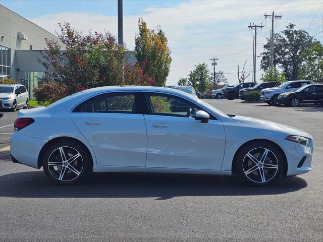 2020 Mercedes-Benz A 220 A 220