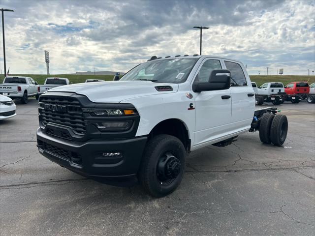 2026 RAM Ram 3500 Chassis Cab RAM 3500 TRADESMAN CREW CAB CHASSIS 4X4 60 CA 2026 RAM Ram 3500 Chassis Cab RAM 3500 TRADESMAN CREW CAB CHASSIS 4X4 60 CA