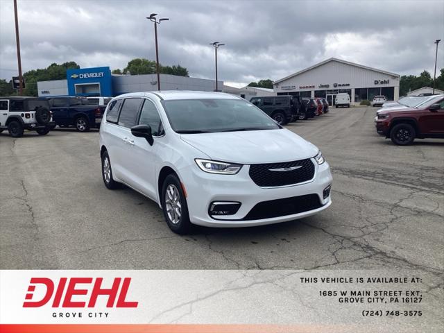 2026 Chrysler Pacifica PACIFICA SELECT