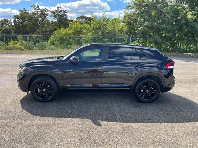 2023 Volkswagen Atlas Cross Sport 3.6L V6 SEL R-Line Black