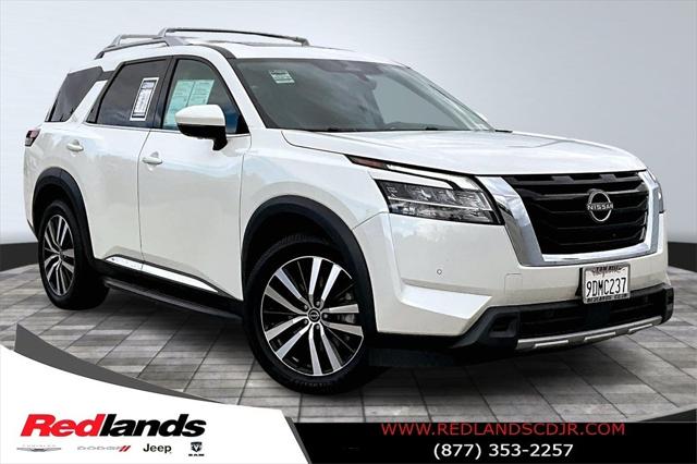 2023 Nissan Pathfinder Platinum FWD