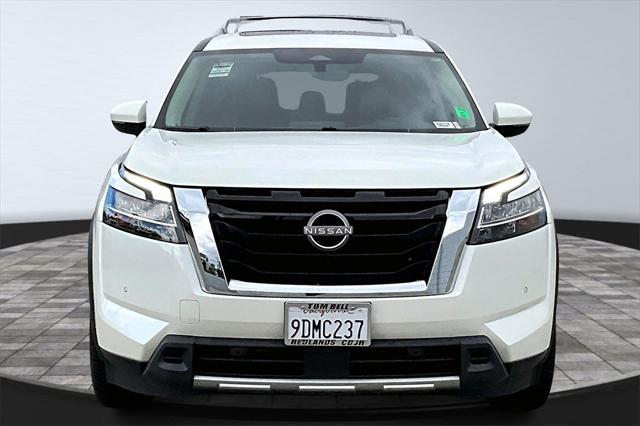 2023 Nissan Pathfinder Platinum FWD