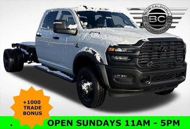 2026 RAM Ram 5500 Chassis Cab RAM 5500 TRADESMAN CHASSIS CREW CAB 4X4 84 CA