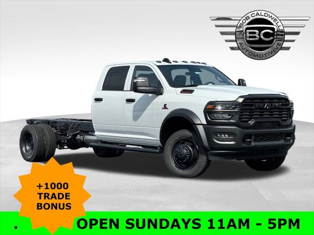 2026 RAM 5500 Chassis RAM 5500 TRADESMAN CHASSIS CREW CAB 4X4 84 CA
