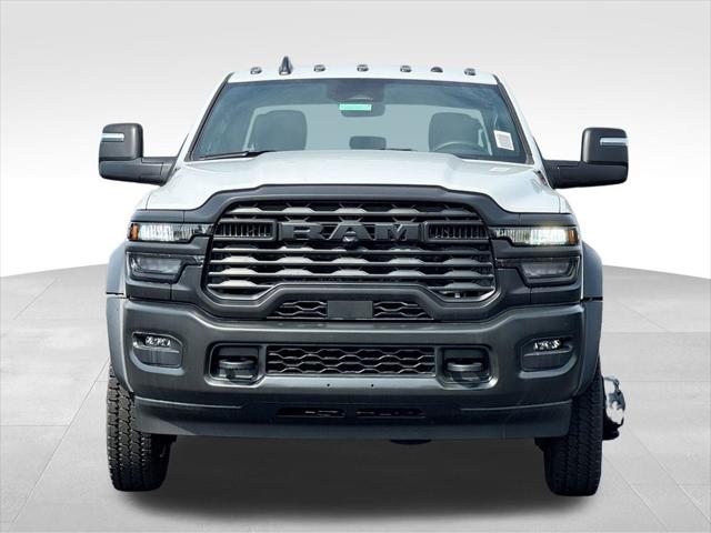 2026 RAM 5500 Chassis RAM 5500 TRADESMAN CHASSIS CREW CAB 4X4 84 CA