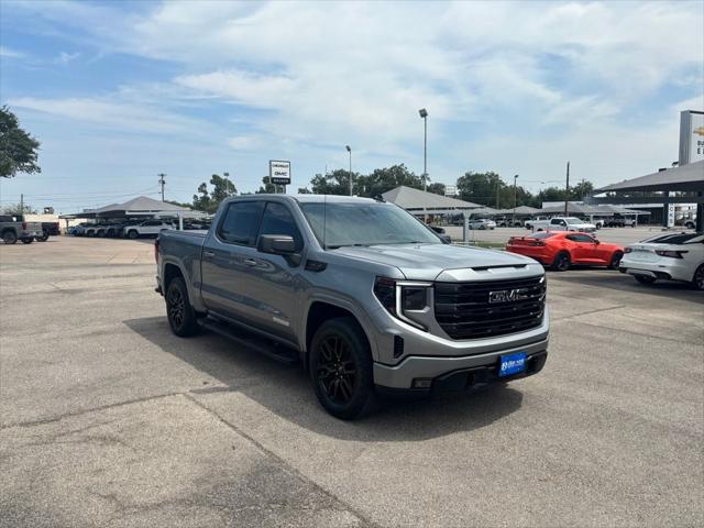 2023 GMC Sierra 1500 4WD Crew Cab Short Box Elevation with 3SB