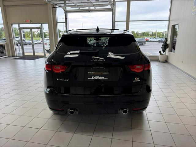2019 Jaguar F-PACE S