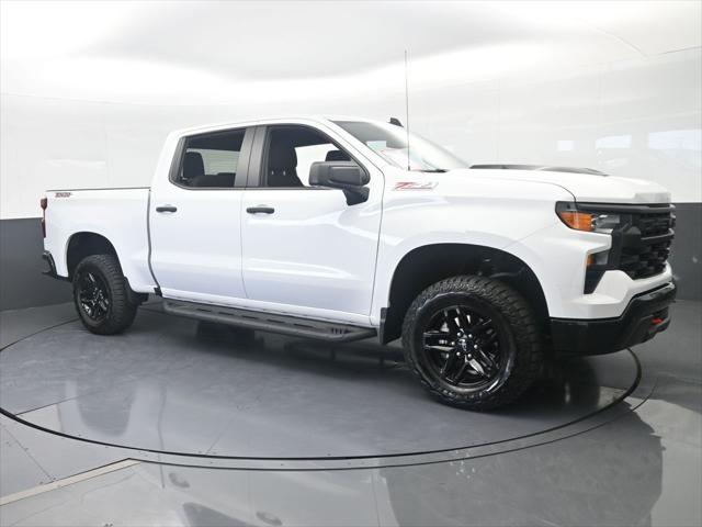 2024 Chevrolet Silverado 1500 4WD Crew Cab Short Bed Custom Trail Boss