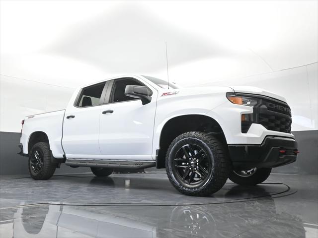 2024 Chevrolet Silverado 1500 4WD Crew Cab Short Bed Custom Trail Boss
