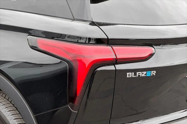 2025 Chevrolet V Blazer LT FWD