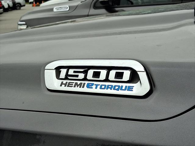 2022 RAM 1500 Big Horn Crew Cab 4x4 57 Box 2022 RAM 1500 Big Horn Crew Cab 4x4 57 Box