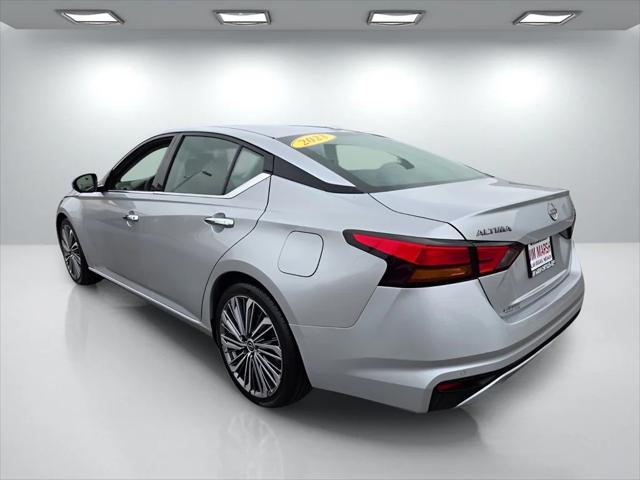 2023 Nissan Altima SL FWD