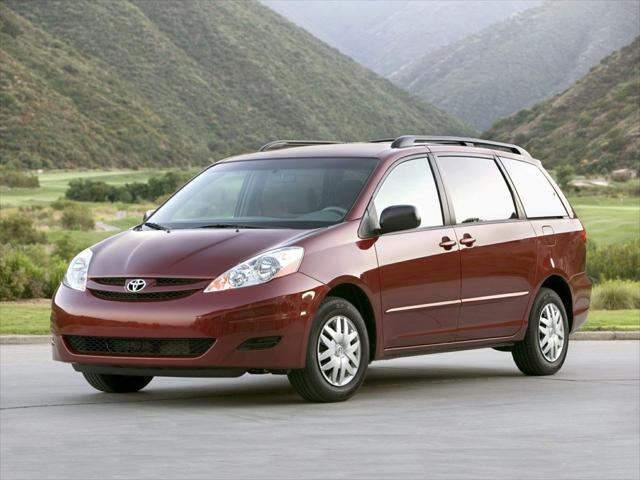 2010 Toyota Sienna LE
