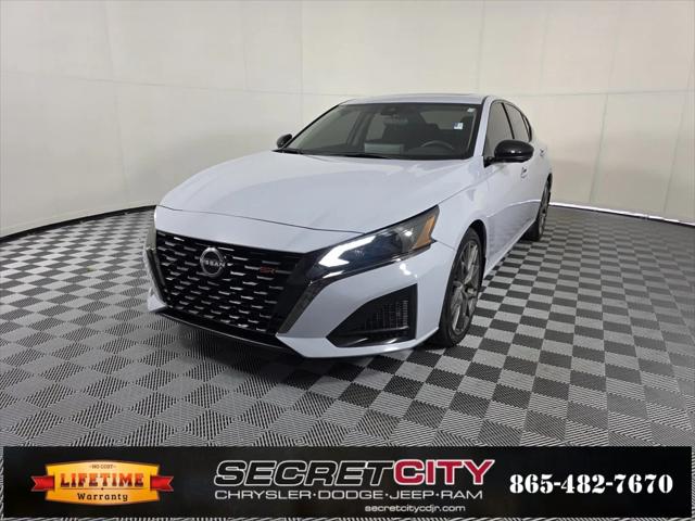 2023 Nissan Altima SR VC-Turbo FWD
