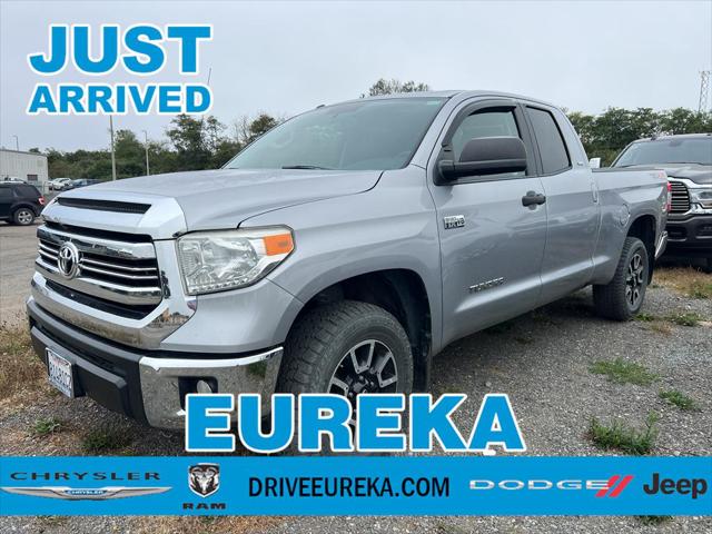 2017 Toyota Tundra SR5 5.7L V8