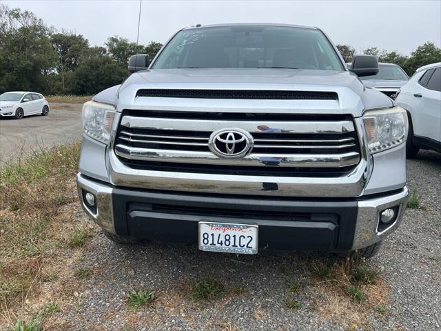2017 Toyota Tundra SR5 5.7L V8