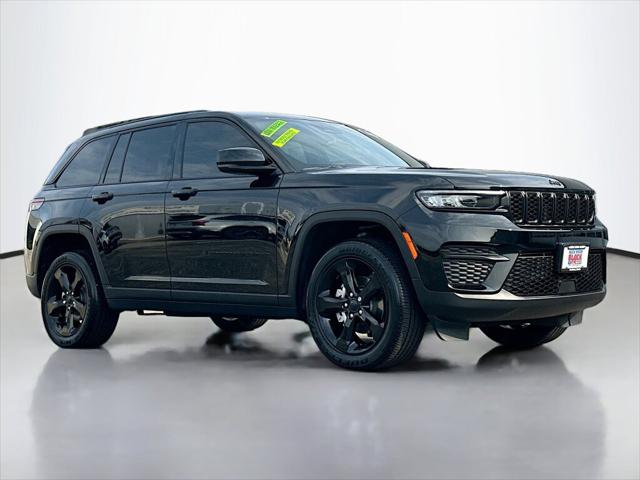 2023 Jeep Grand Cherokee Altitude 4x4